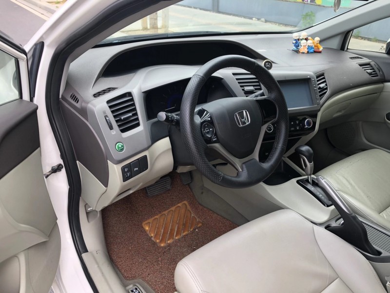 广州14年本田思域5