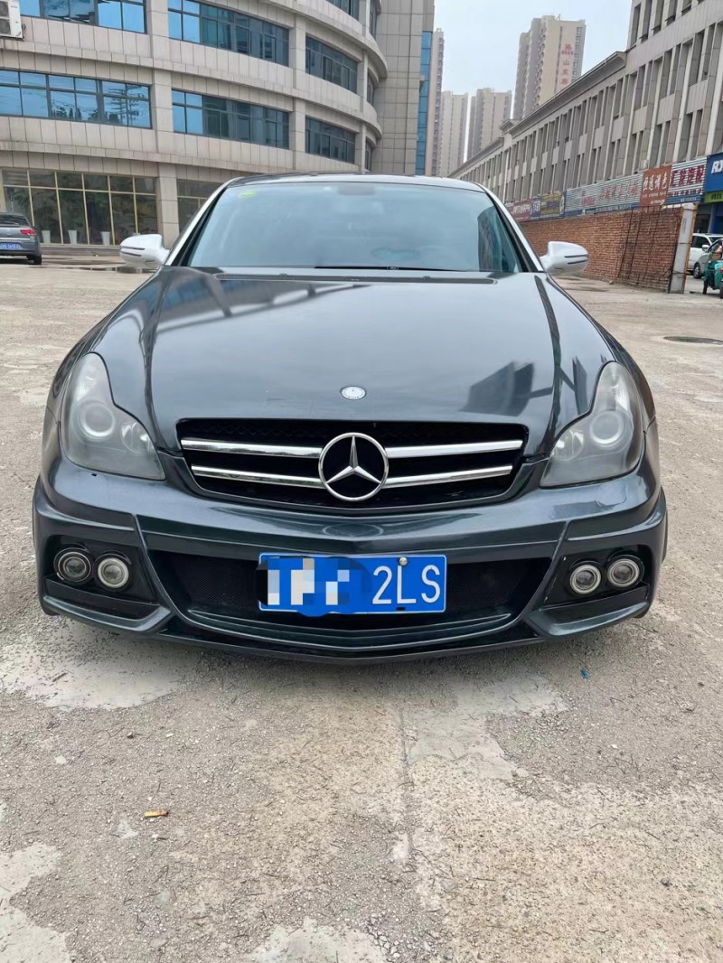 潍坊10年奔驰CLS级AMG9