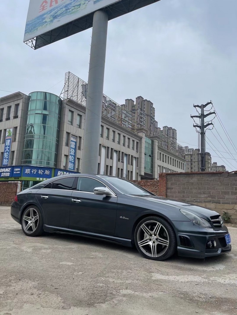 潍坊10年奔驰CLS级AMG8