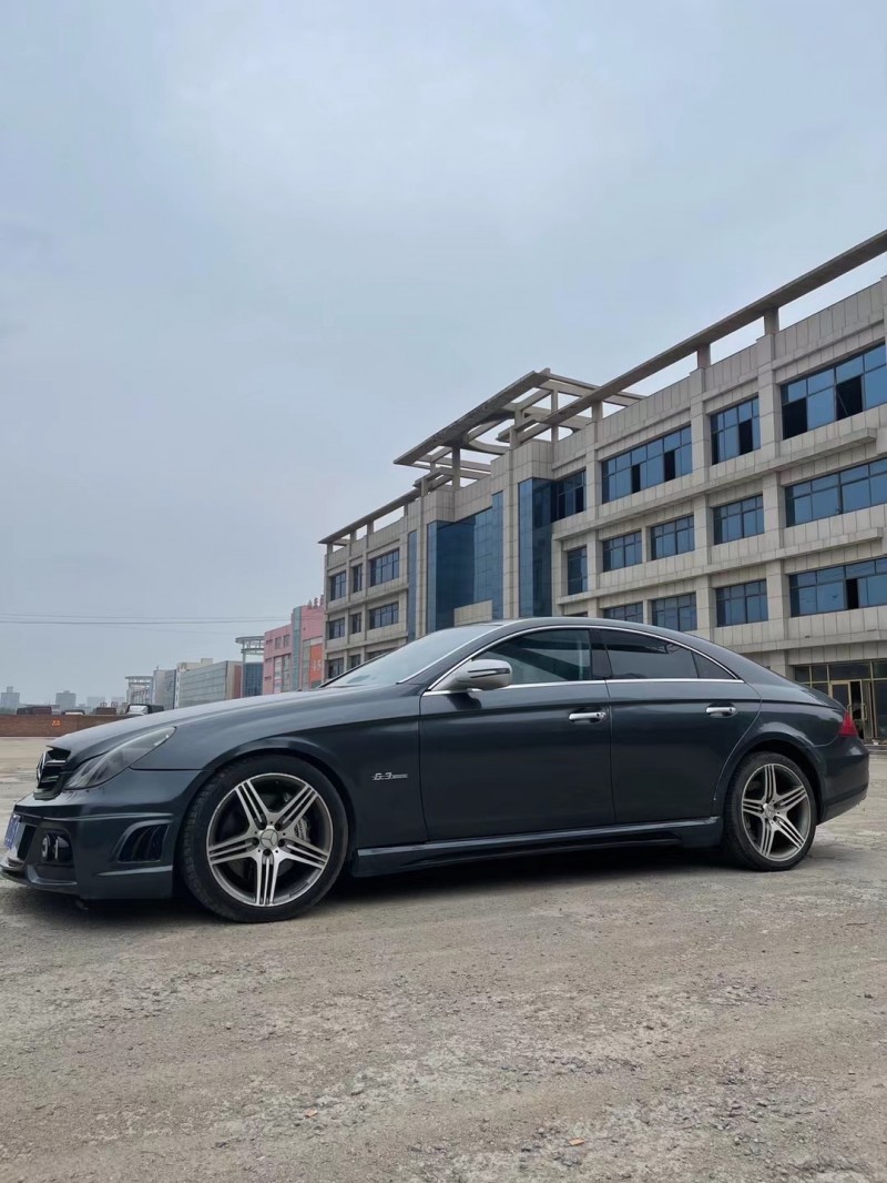 潍坊10年奔驰CLS级AMG7