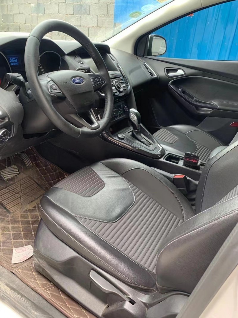 潍坊17年福特福克斯1