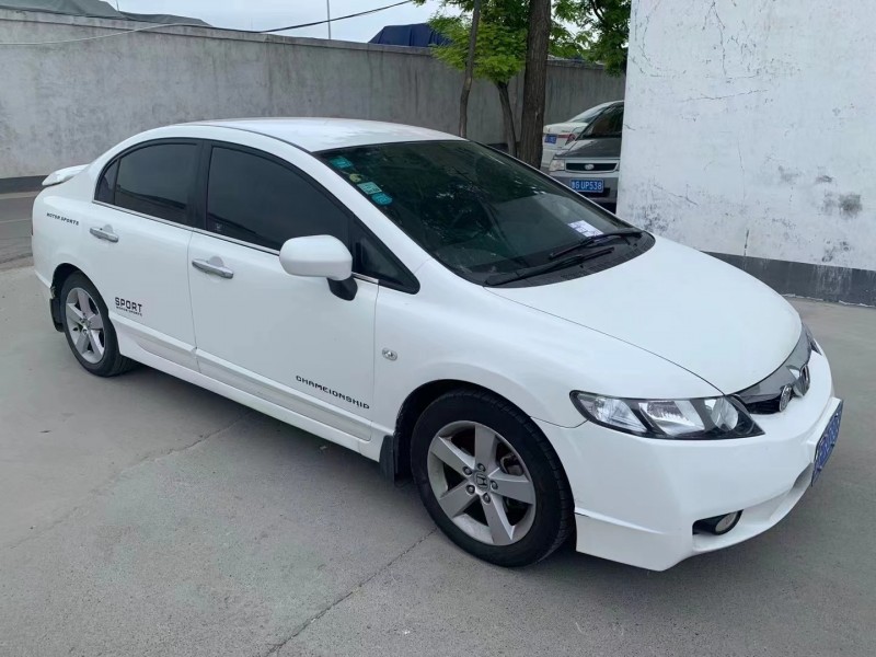 潍坊11年本田思域8