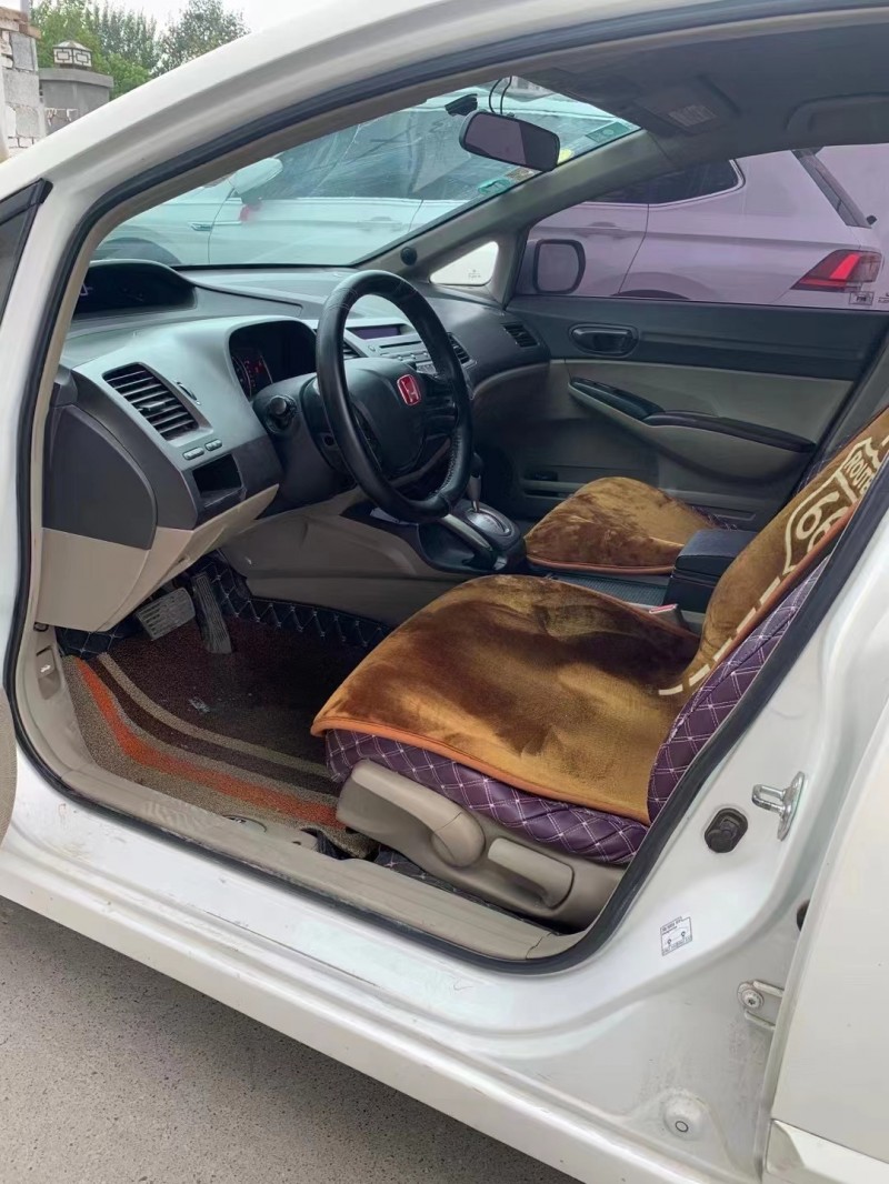 潍坊11年本田思域6