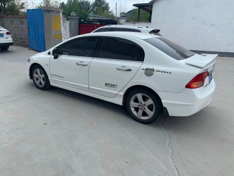 潍坊11年本田思域2