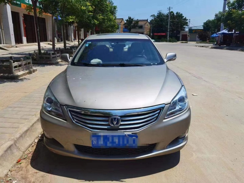 榆林16年長安汽車睿騁CC1