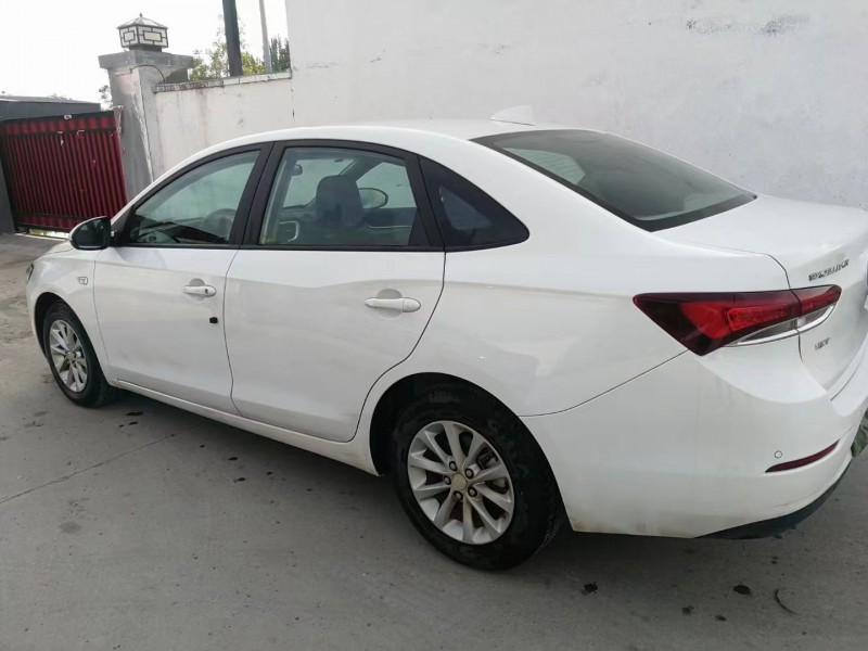 潍坊20年别克英朗3