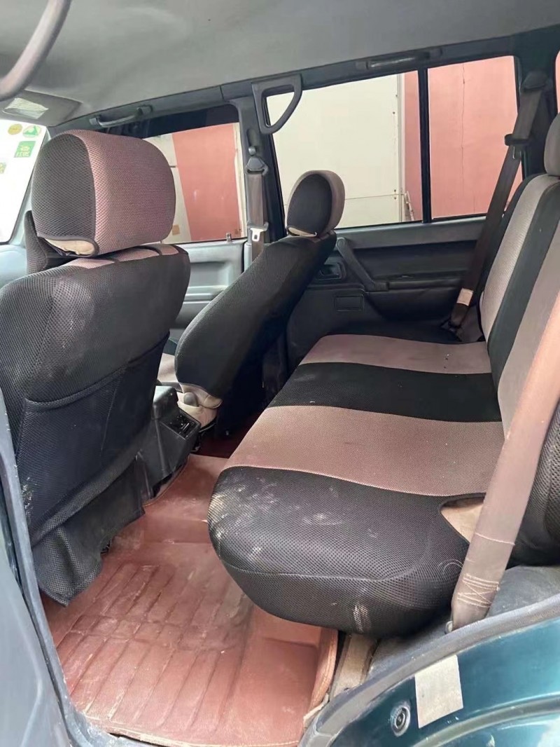 濰坊12年獵豹汽車黑金剛4