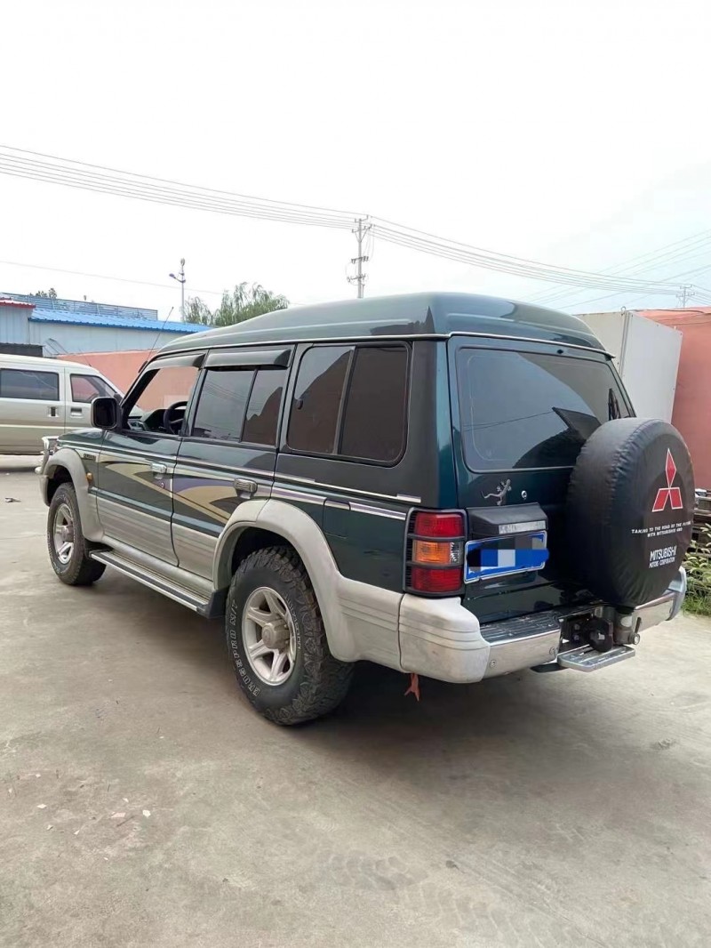 濰坊12年獵豹汽車黑金剛1