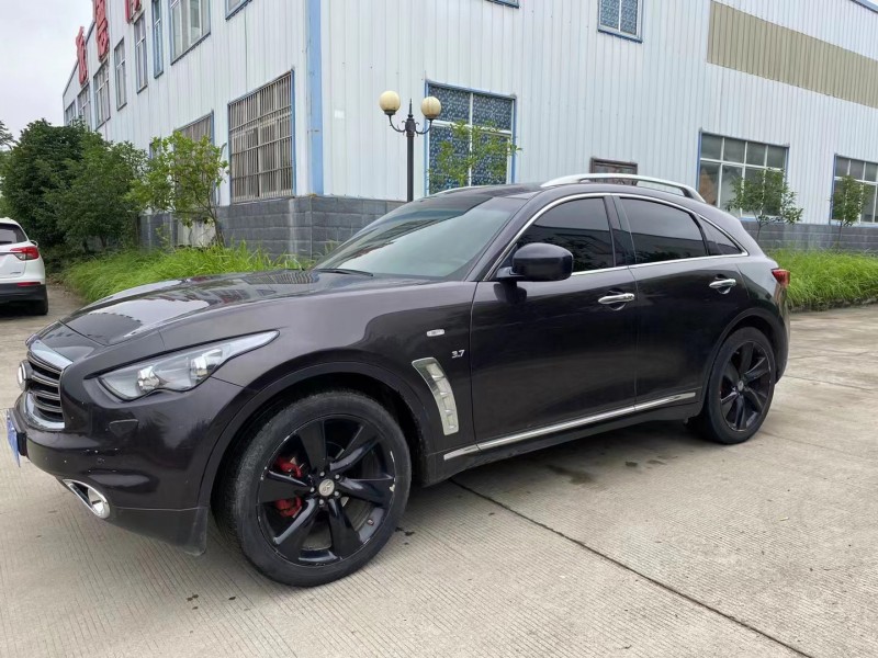 宜昌14年英菲尼迪QX703