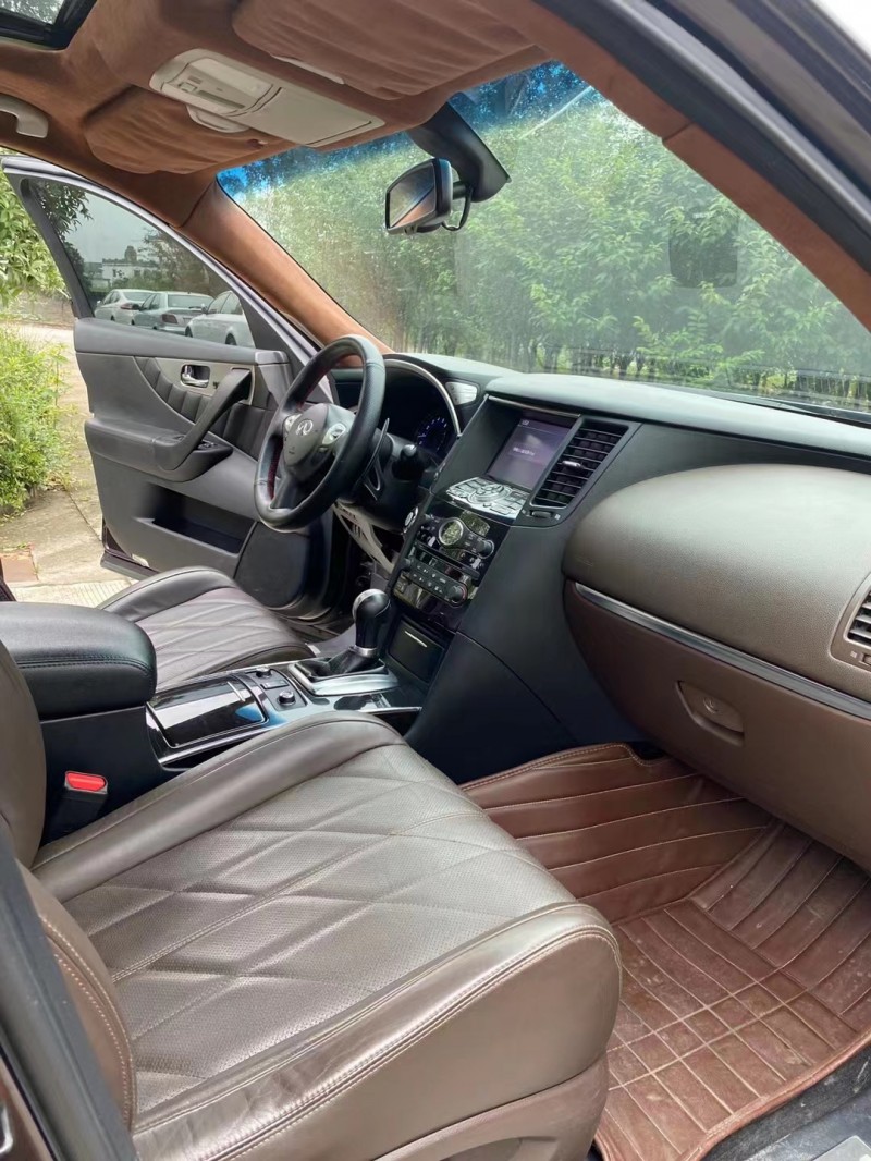 宜昌14年英菲尼迪QX707