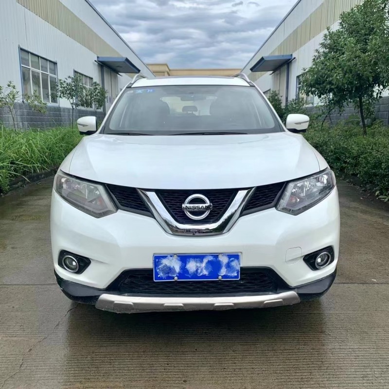 宜昌17年日產奇駿1
