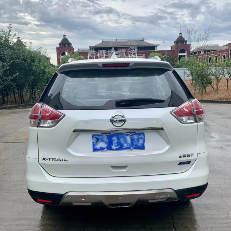 宜昌17年日產奇駿2