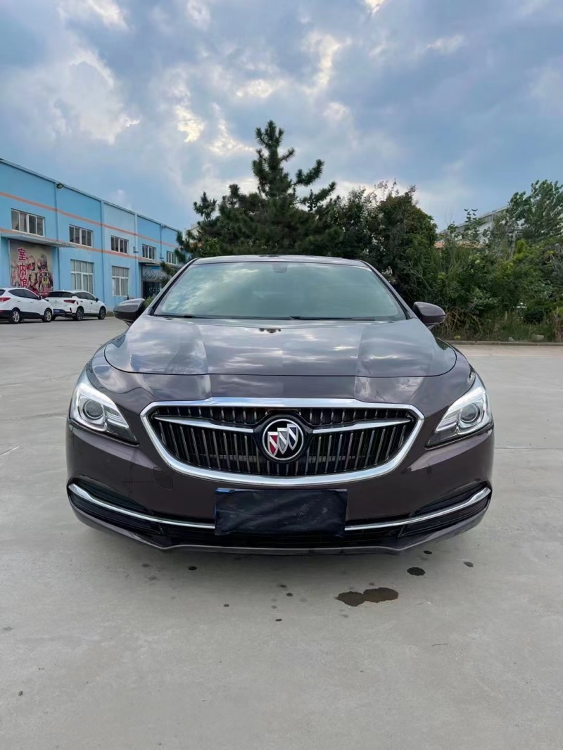 徐州17年别克君越9