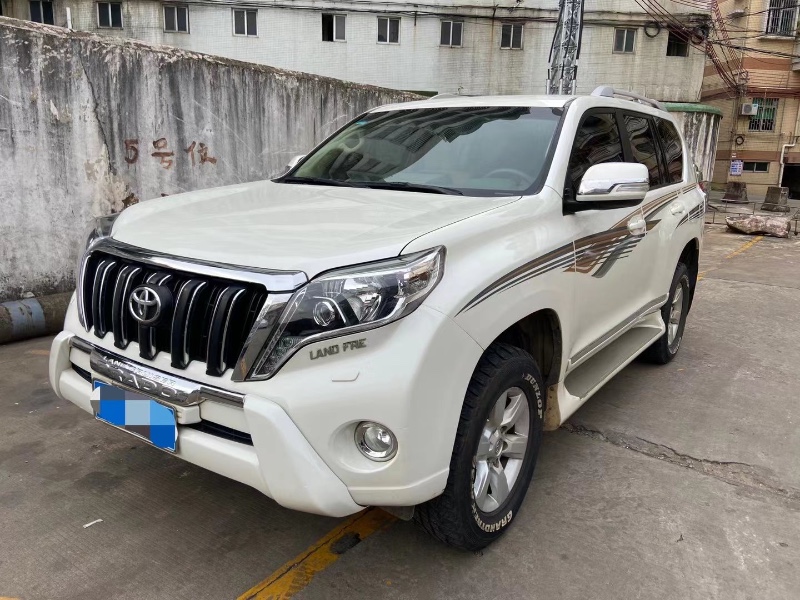 佛山15年丰田普拉多9