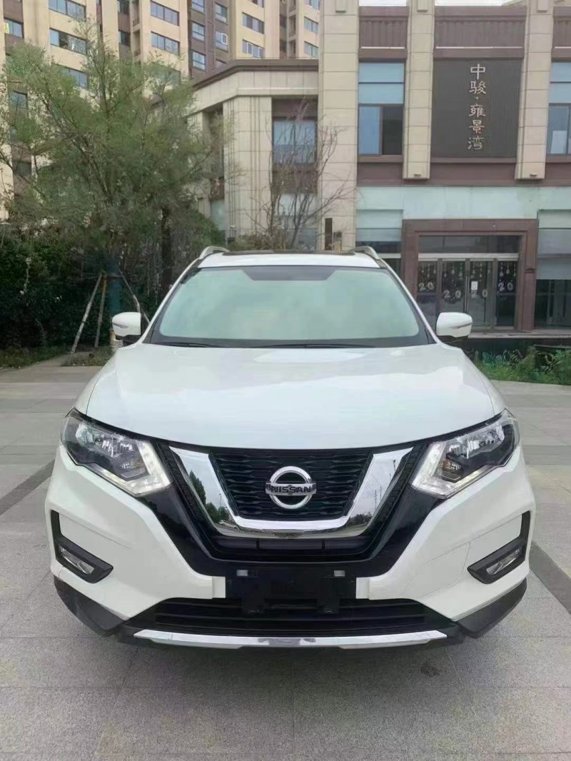 淮安17年日產奇駿1
