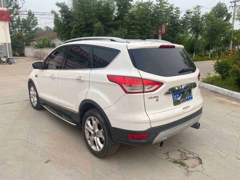 徐州16年福特翼虎8