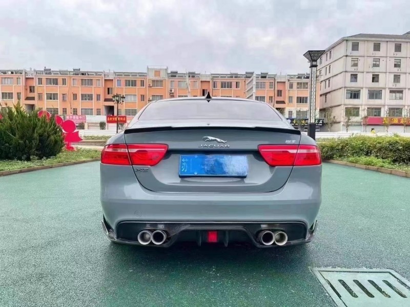 揚州19年捷豹XE9