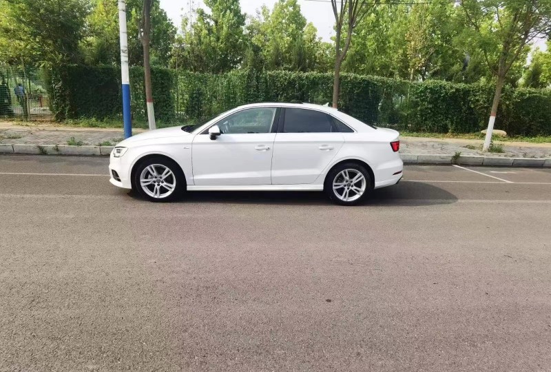 保定18年奥迪A33