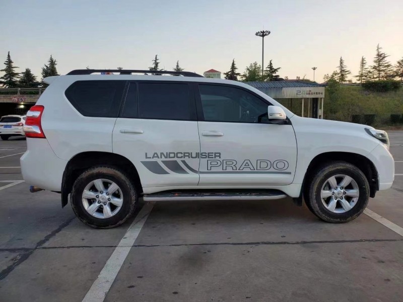 保定15年丰田普拉多5