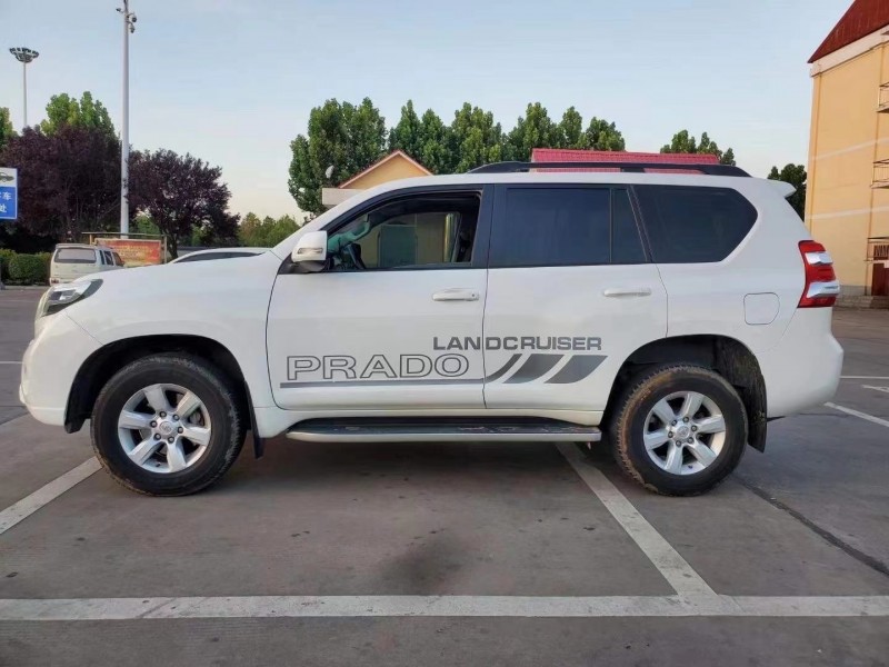 保定15年丰田普拉多3