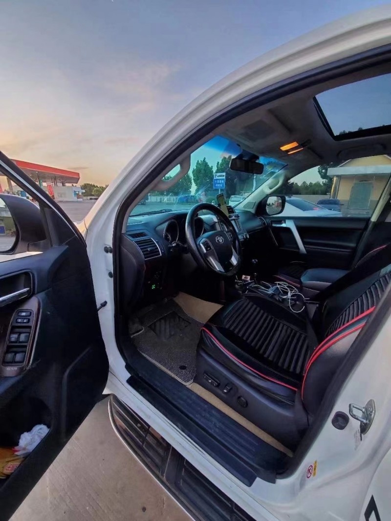 保定15年丰田普拉多2