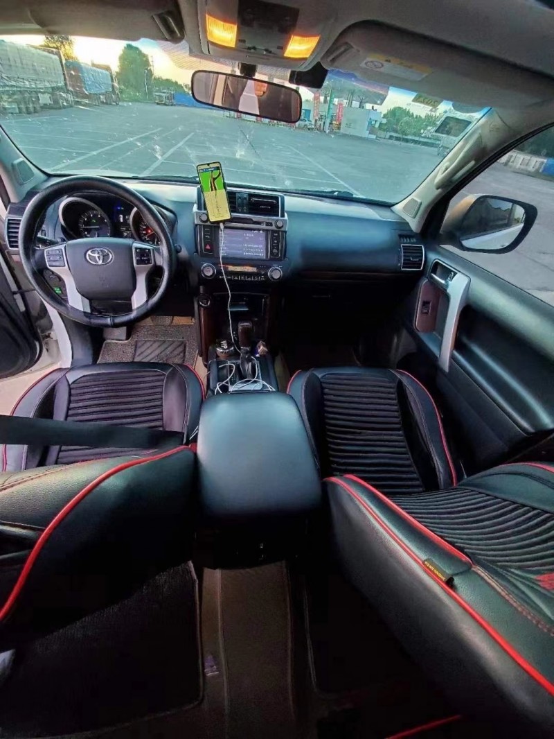 保定15年丰田普拉多9