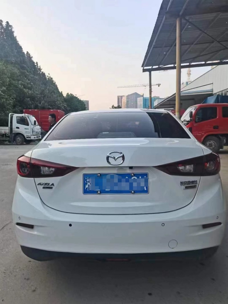 宜昌17年馬自達昂克賽拉7