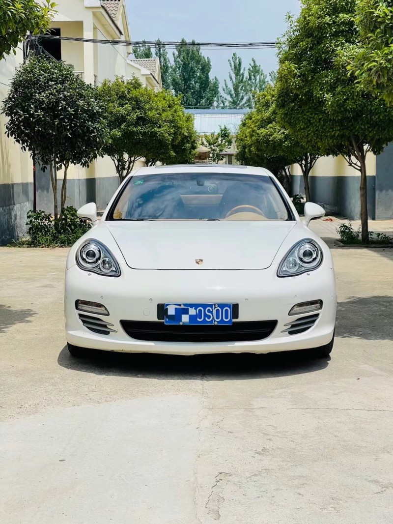 徐州10年保时捷帕拉梅拉9