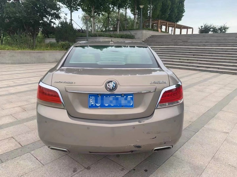 枣庄10年别克君越9