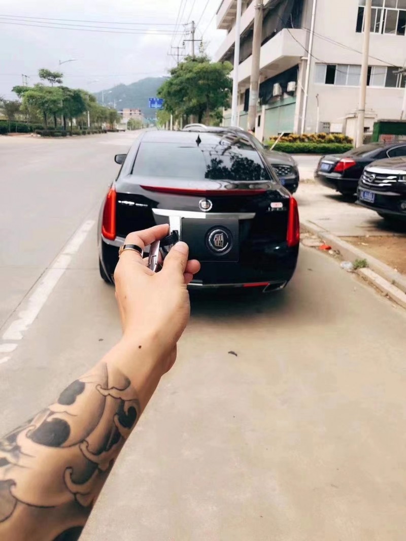 龍巖13年凱迪拉克XTS7
