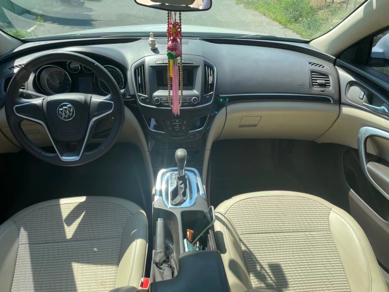 保定15年别克君威6