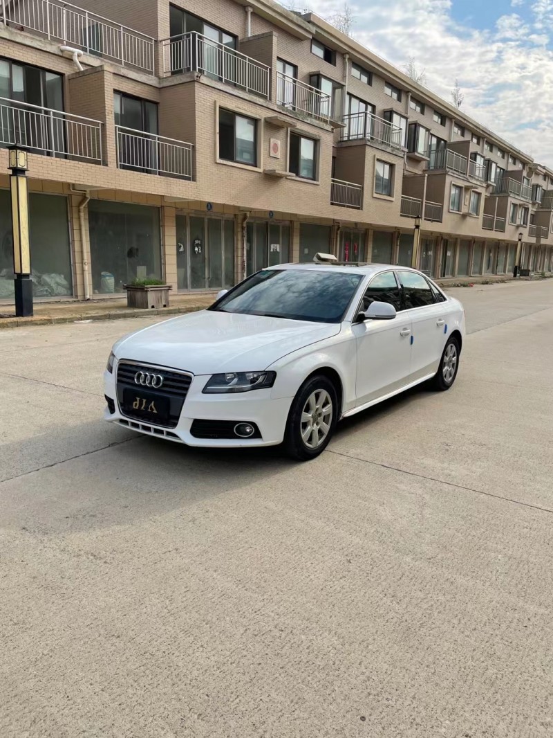 徐州12年奥迪A4L7