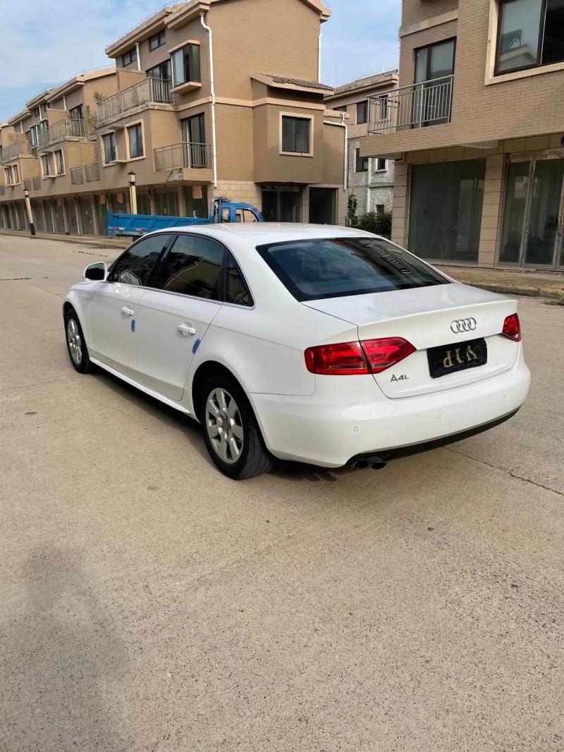 徐州12年奥迪A4L2