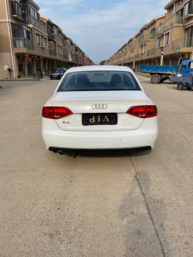 徐州12年奥迪A4L9