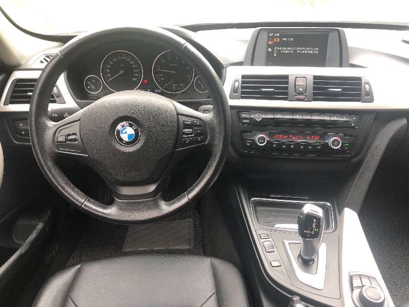 深圳14年宝马3系4