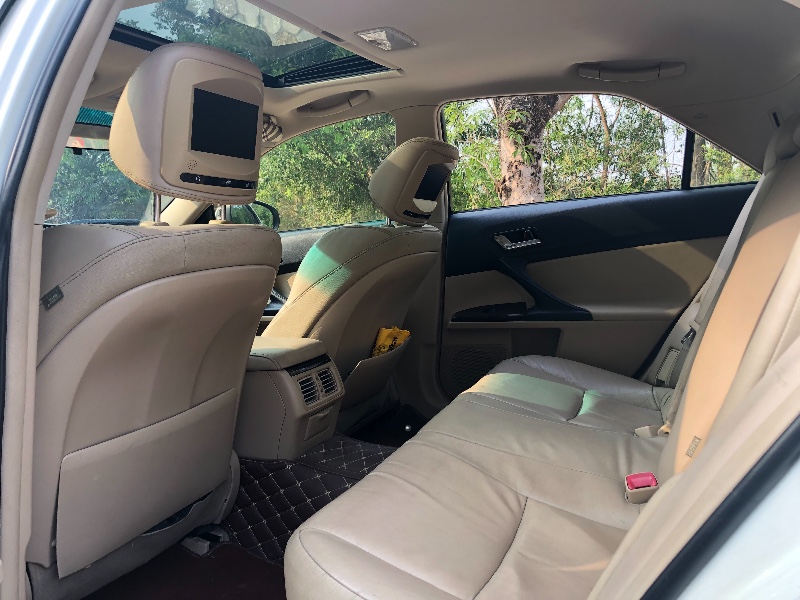 深圳13年丰田锐志4