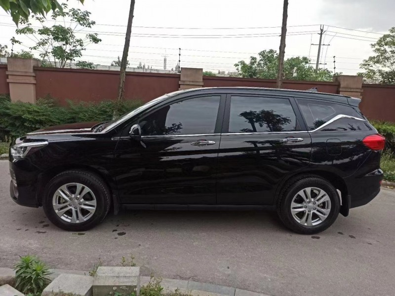 成都19年哈弗M62