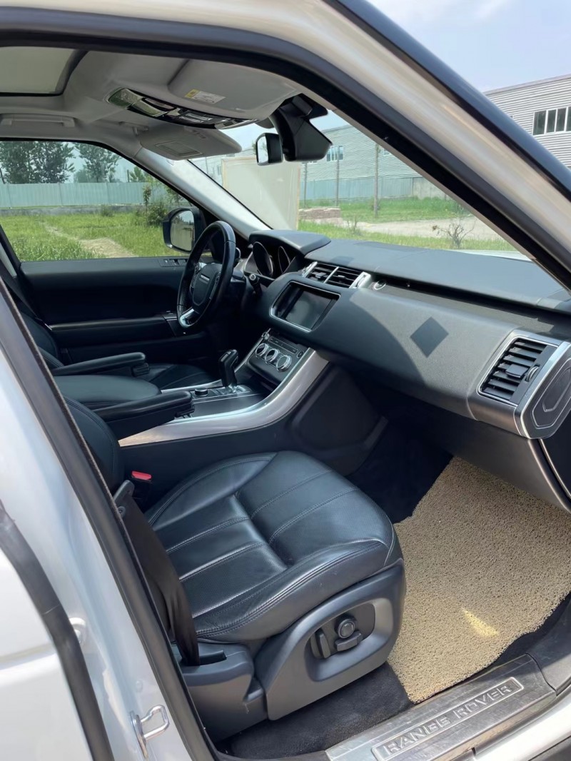 徐州17年路虎揽胜运动3