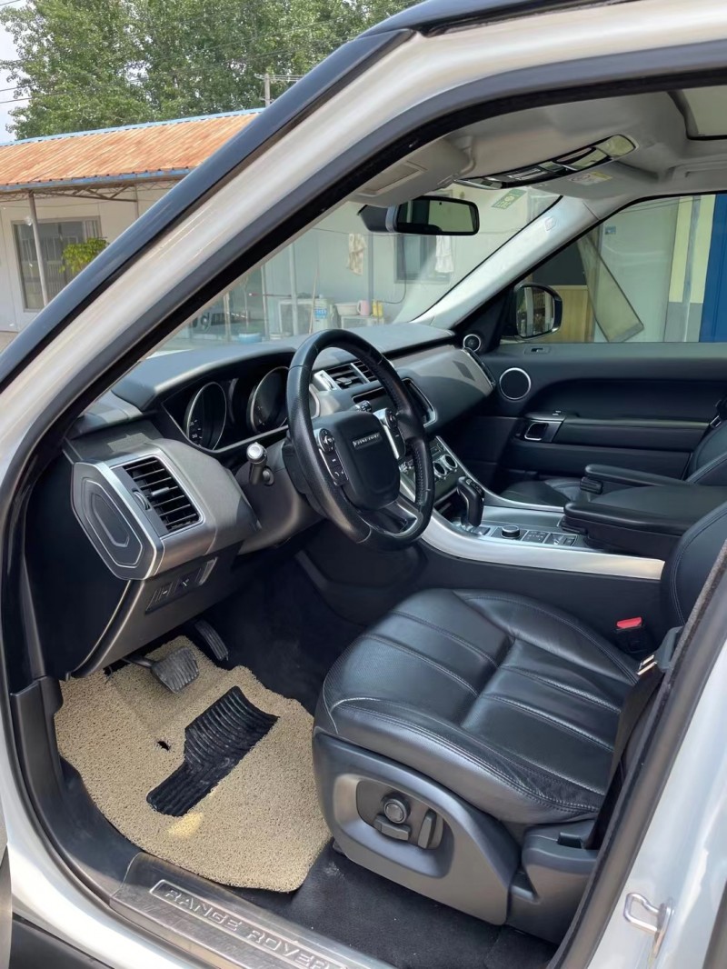 徐州17年路虎揽胜运动2