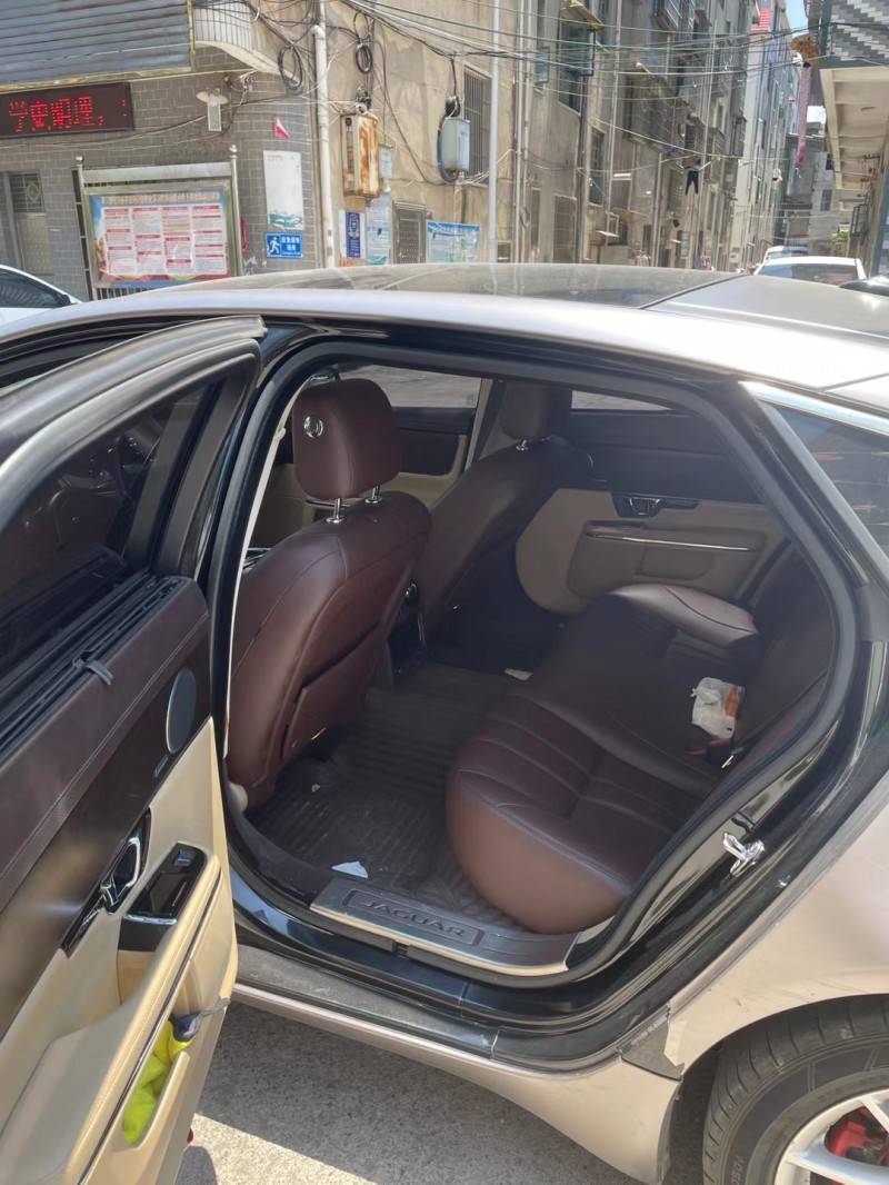長沙15年捷豹XJ4
