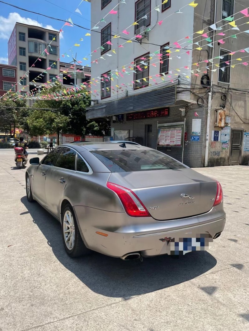 長沙15年捷豹XJ8