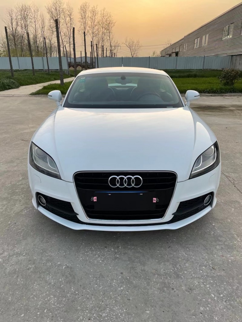 徐州14年奥迪TT8