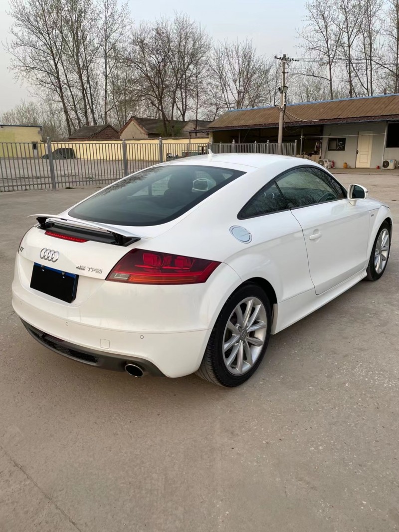 徐州14年奥迪TT5