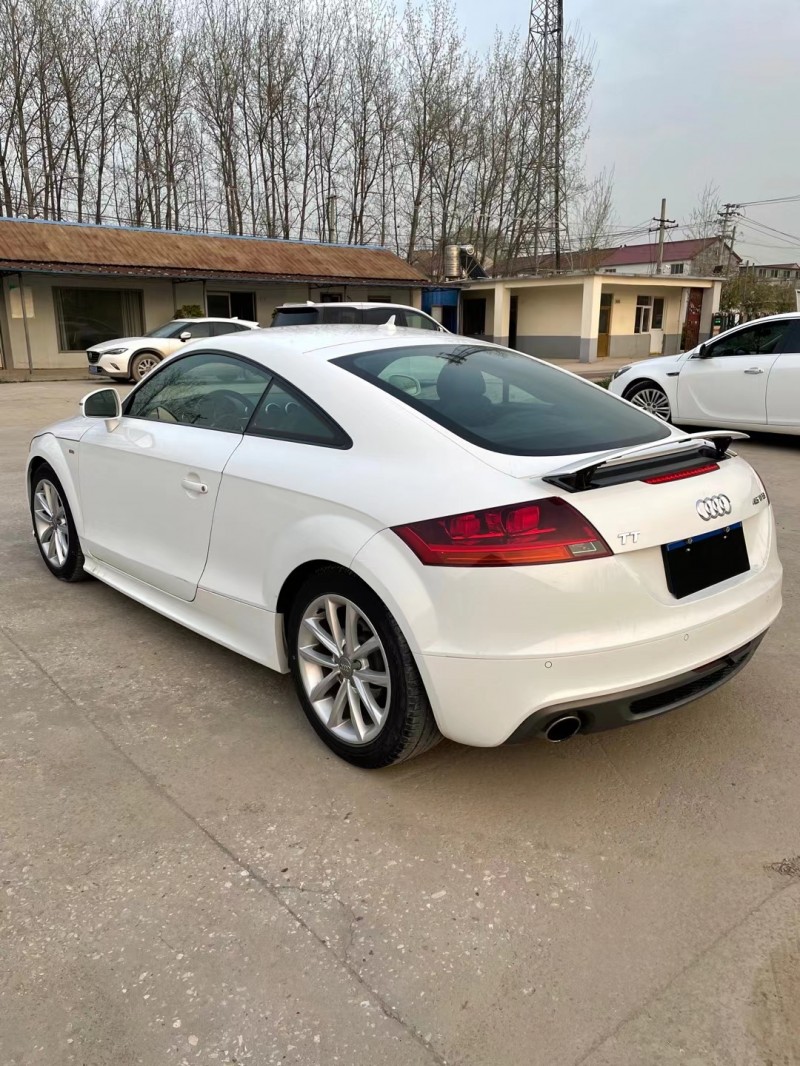 徐州14年奥迪TT2