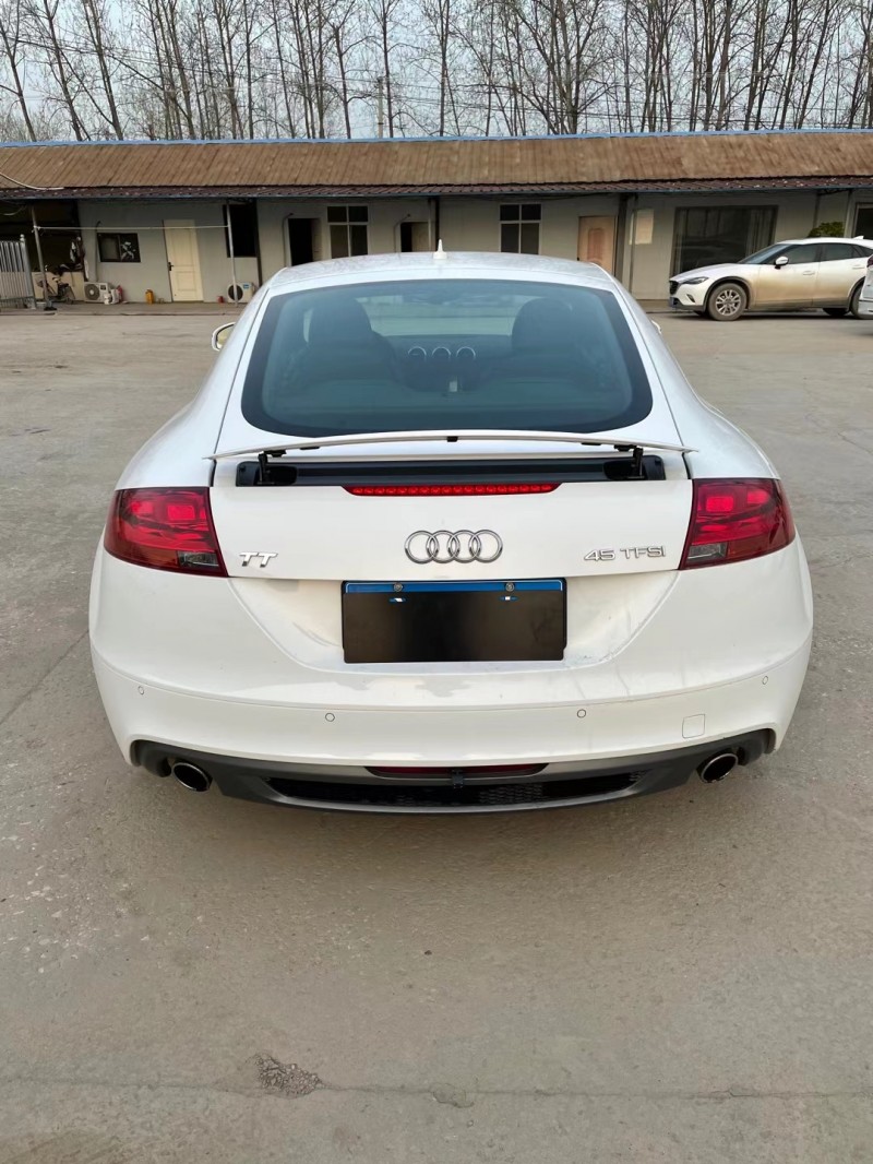 徐州14年奥迪TT1