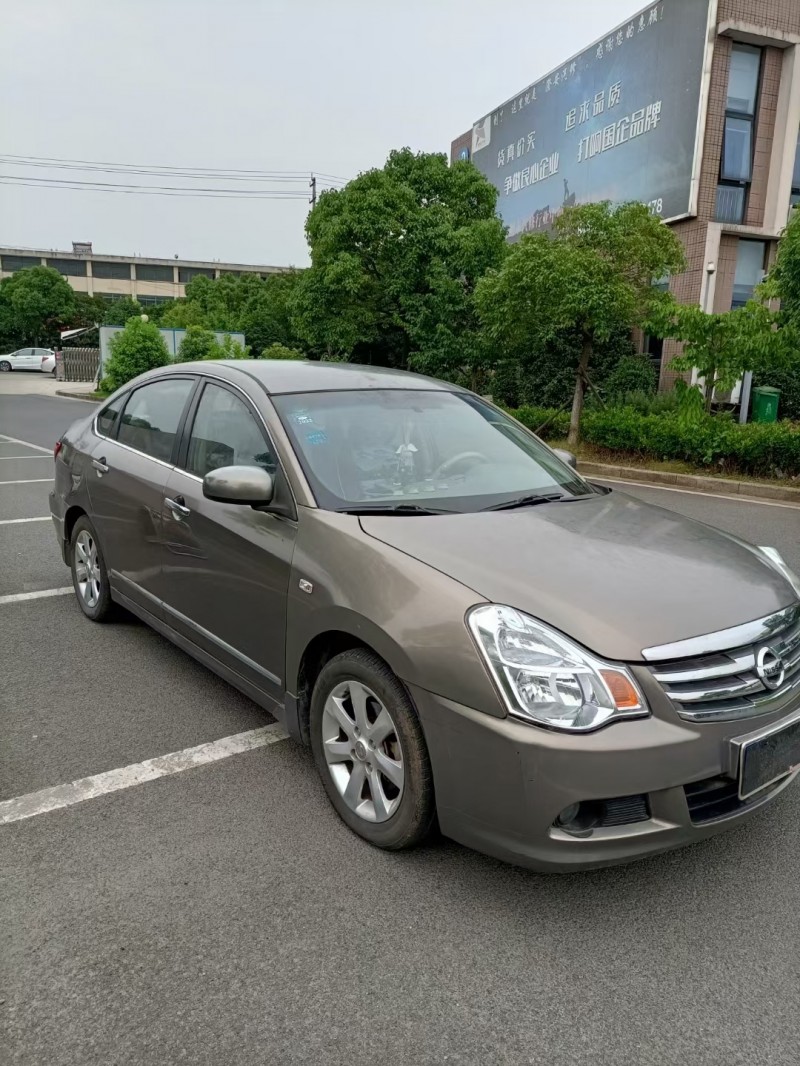 無錫10年日產軒逸7