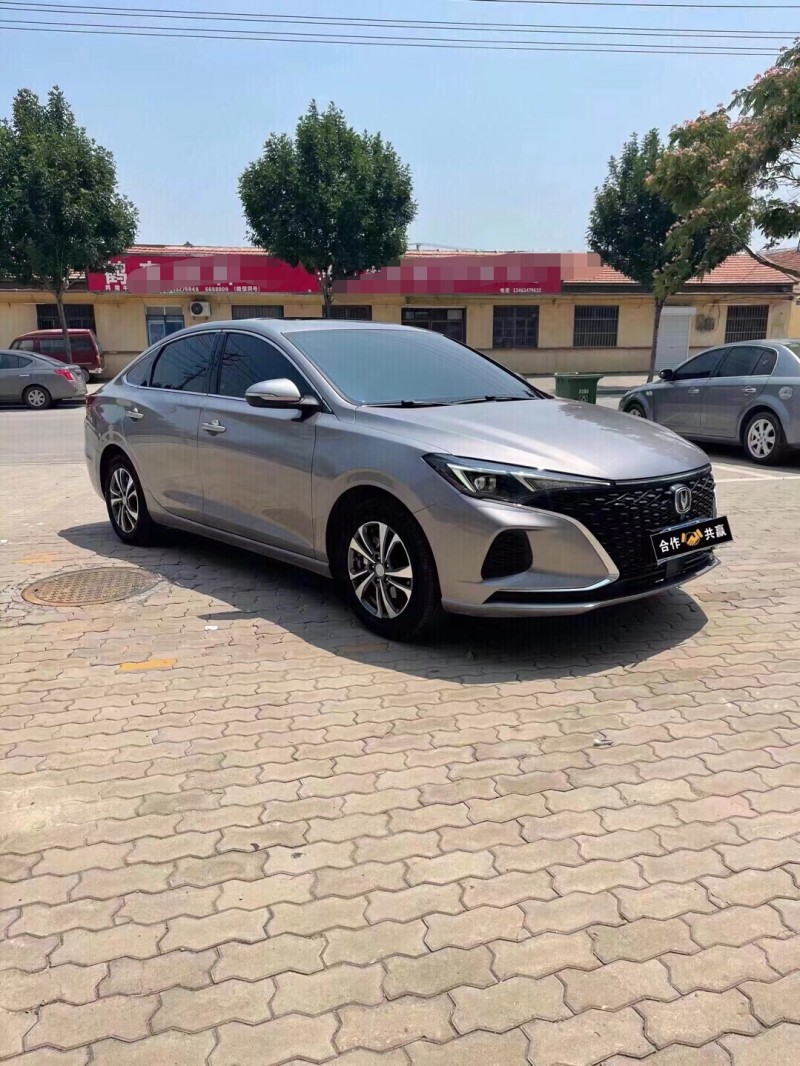 保定20年长安汽车逸动2