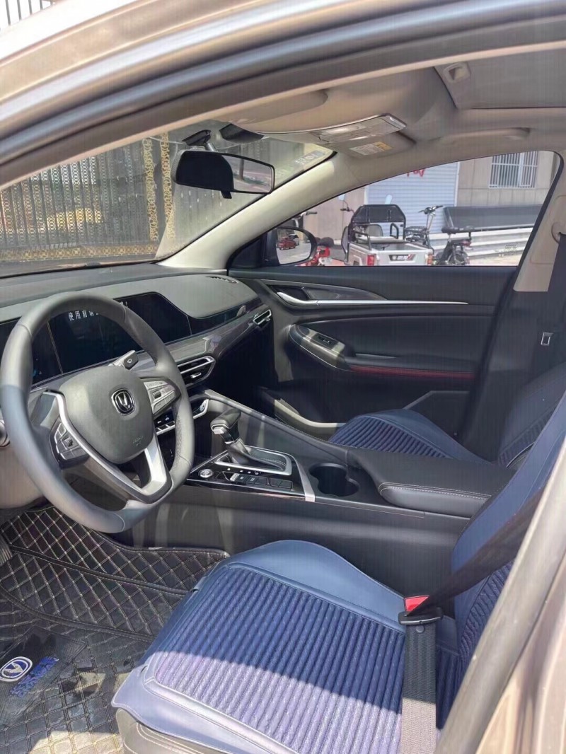 保定20年长安汽车逸动6