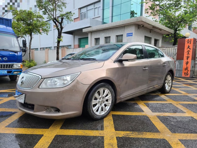 东莞12年别克君越3