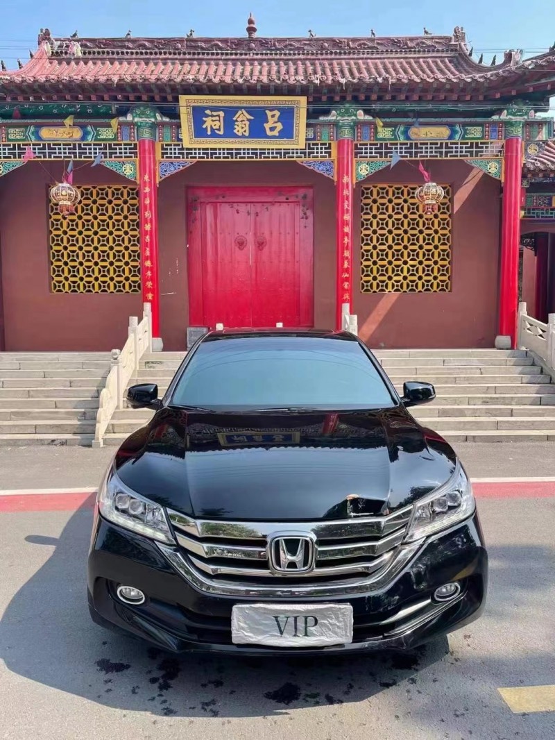 廊坊15年本田雅阁1